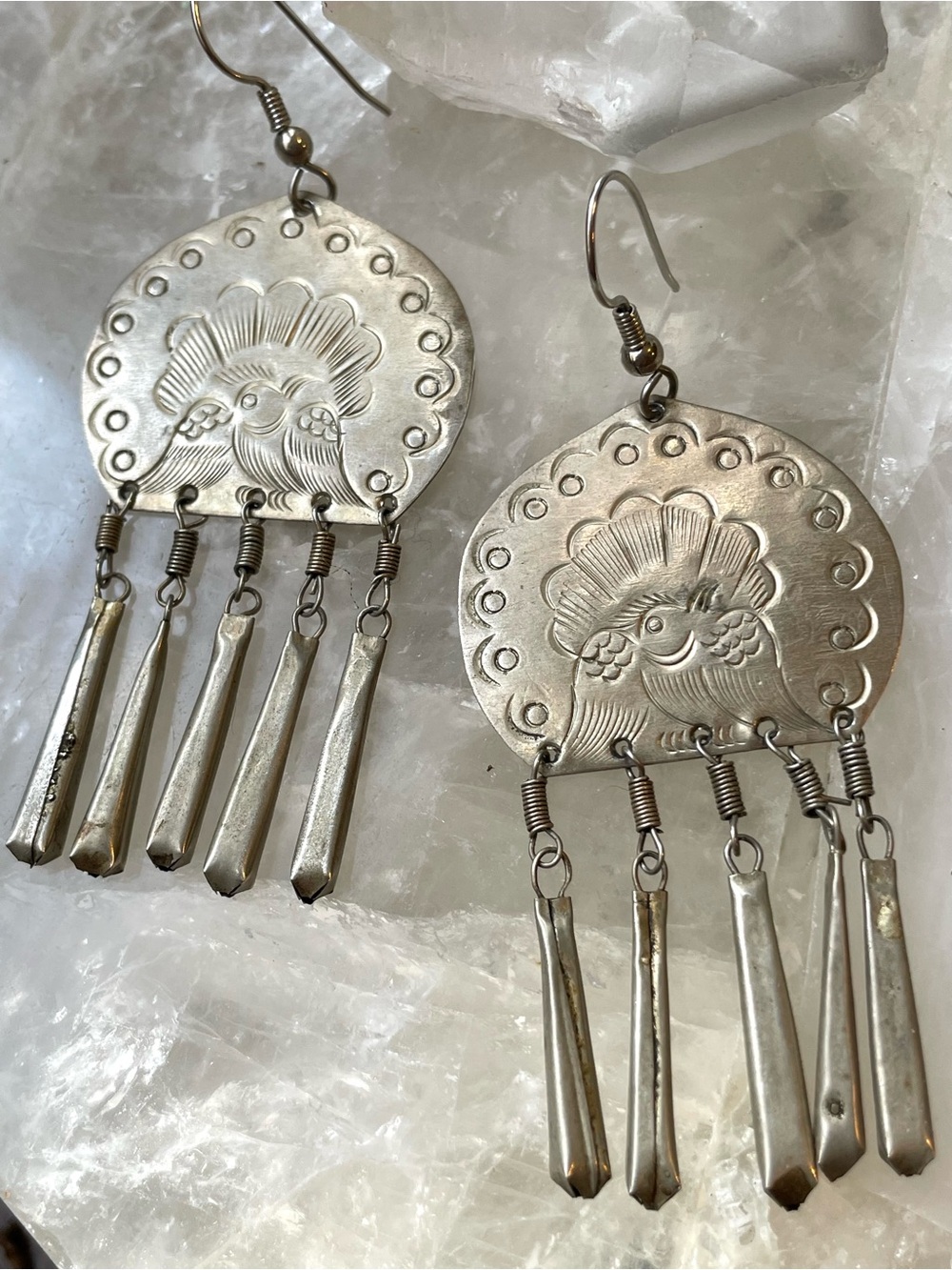 Vintage 70βs Handmade Silver-Tone Boho Peacock Dangle Earrings - Picture 2 of 6